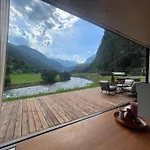 Flam Retreat 山林小屋 艾于兰