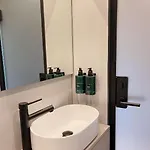 Деревянный коттедж Flam Retreat