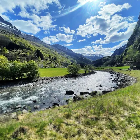 Flam Retreat * Aurland