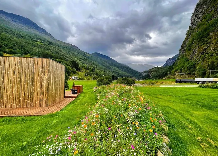 Lodge Flam Retreat
